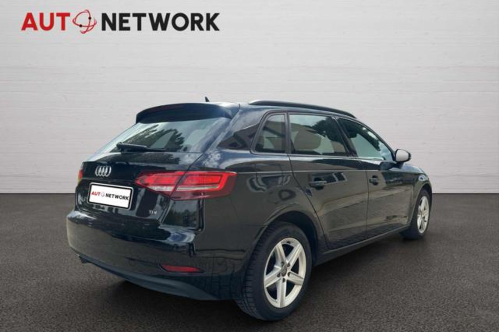 AUDI A3 SPB 1.6 TDI 116 CV Business | Tetto