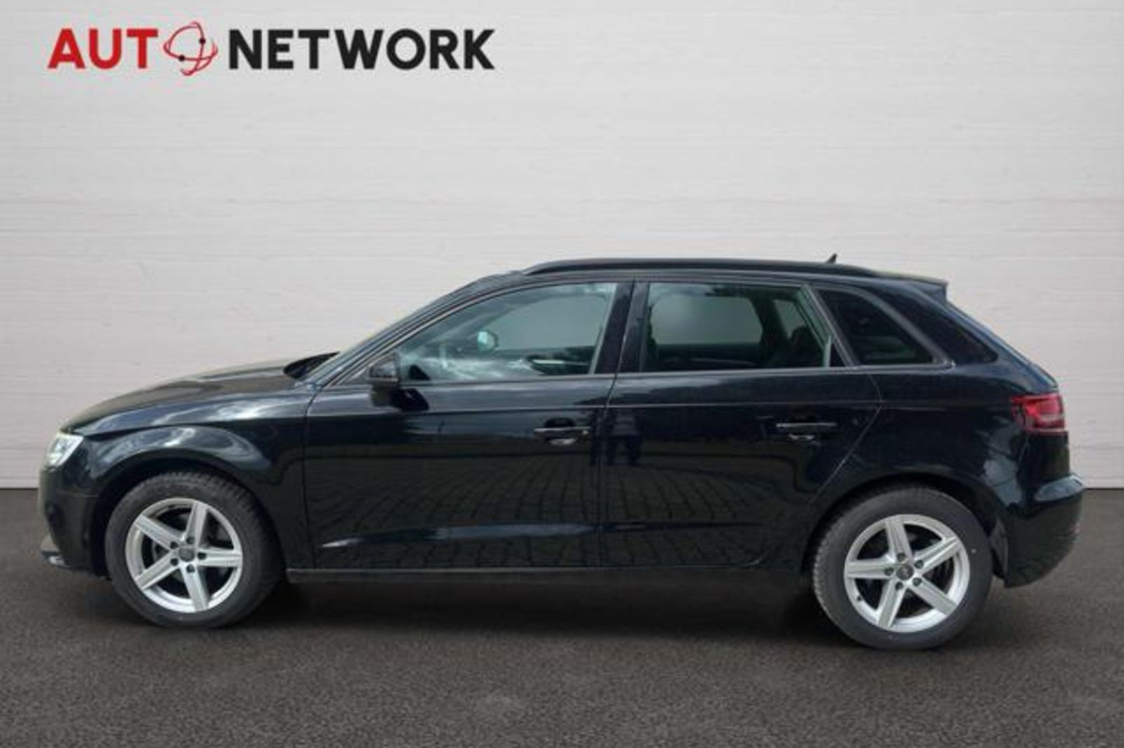 AUDI A3 SPB 1.6 TDI 116 CV Business | Tetto