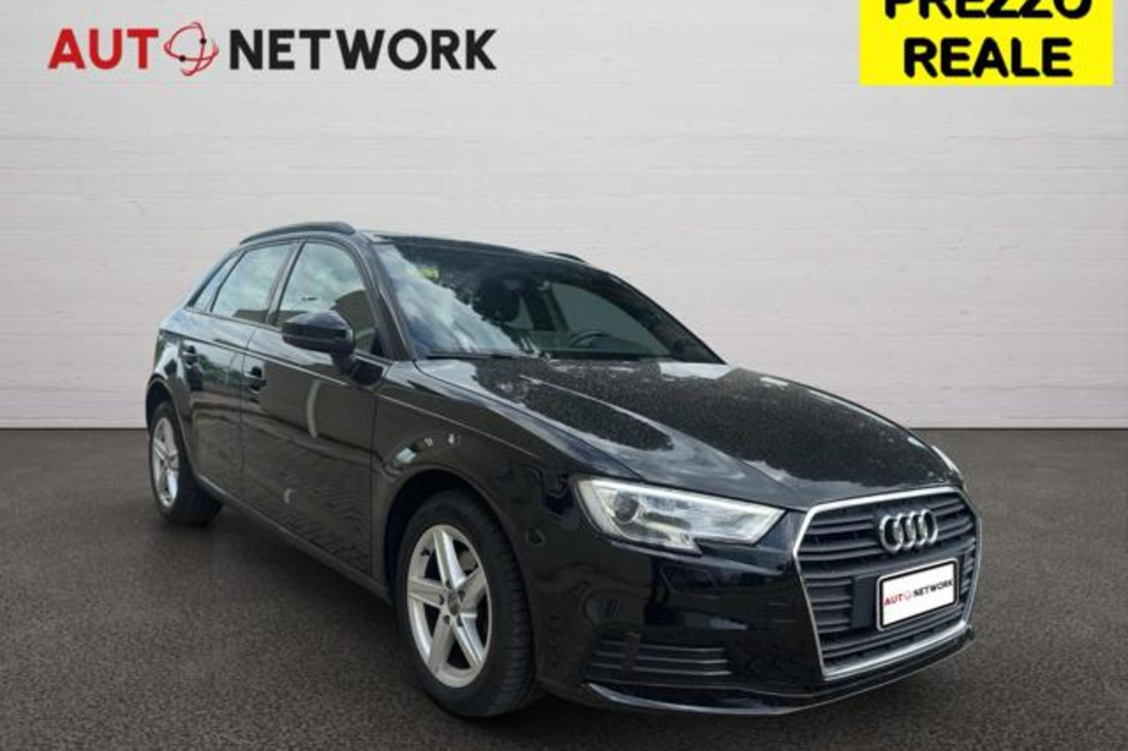 AUDI A3 SPB 1.6 TDI 116 CV Business | Tetto