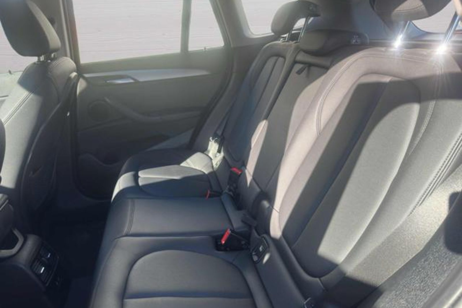 BMW X1 xDrive25e Business Advantage | PELLE