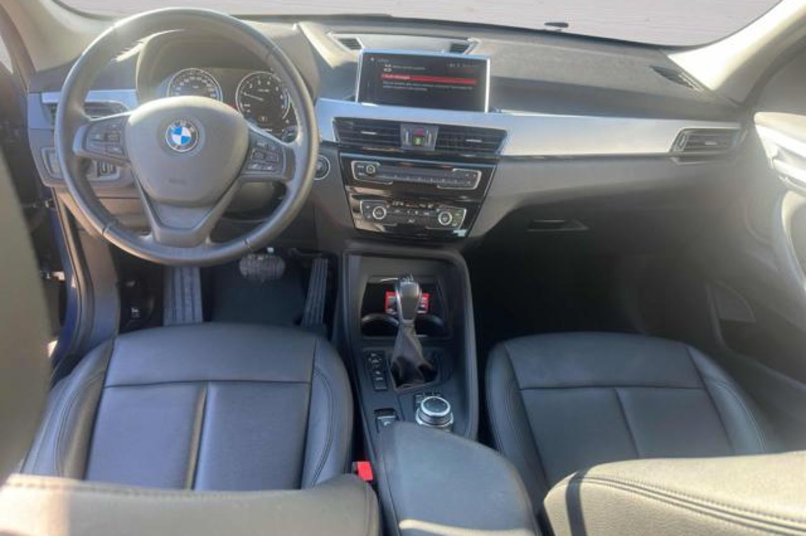 BMW X1 xDrive25e Business Advantage | PELLE
