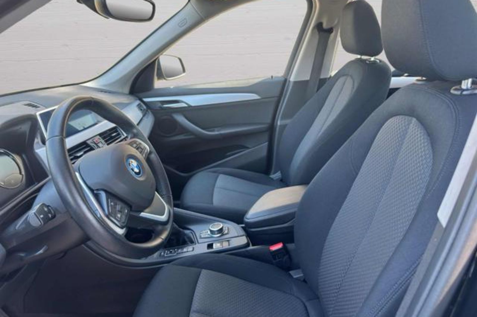 BMW X1 xDrive25e Business Advantage