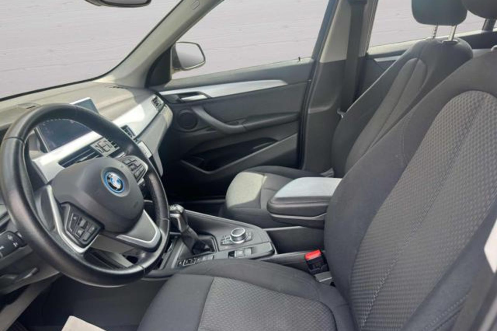 BMW X1 xDrive25e Business Advantage