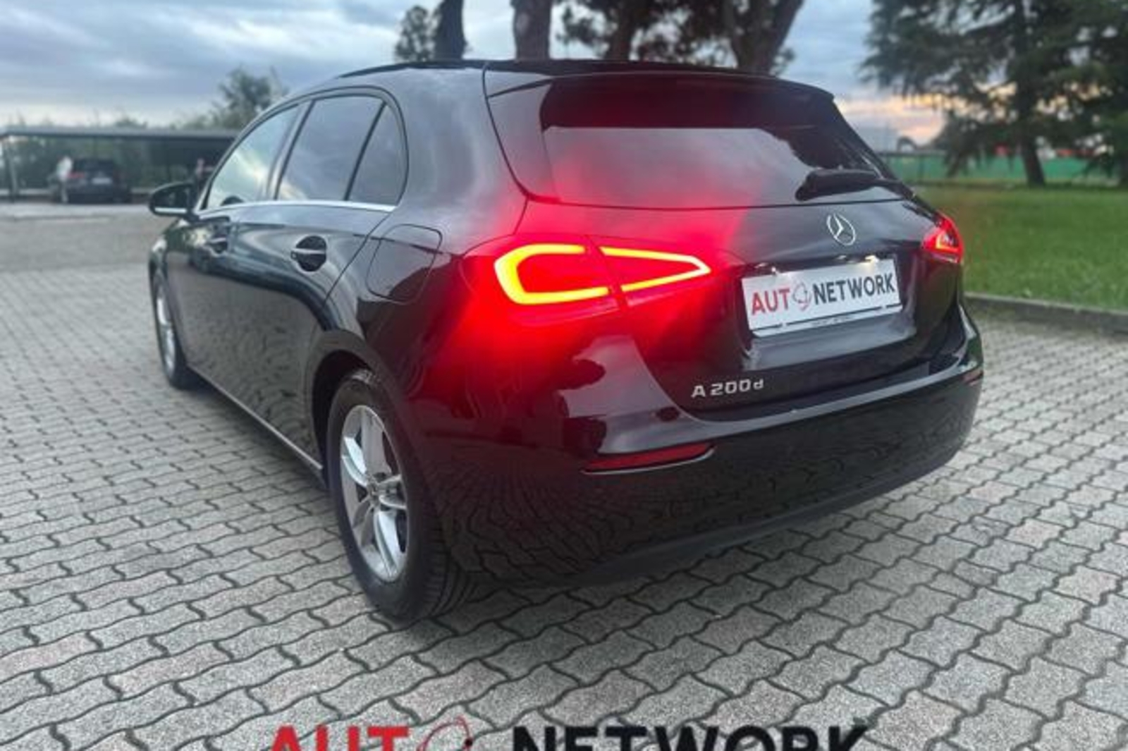 MERCEDES-BENZ A 200 d Automatic Business Extra