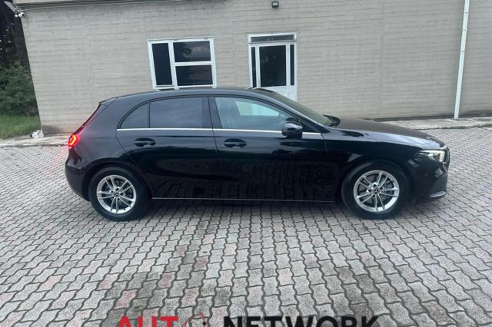 MERCEDES-BENZ A 200 d Automatic Business Extra