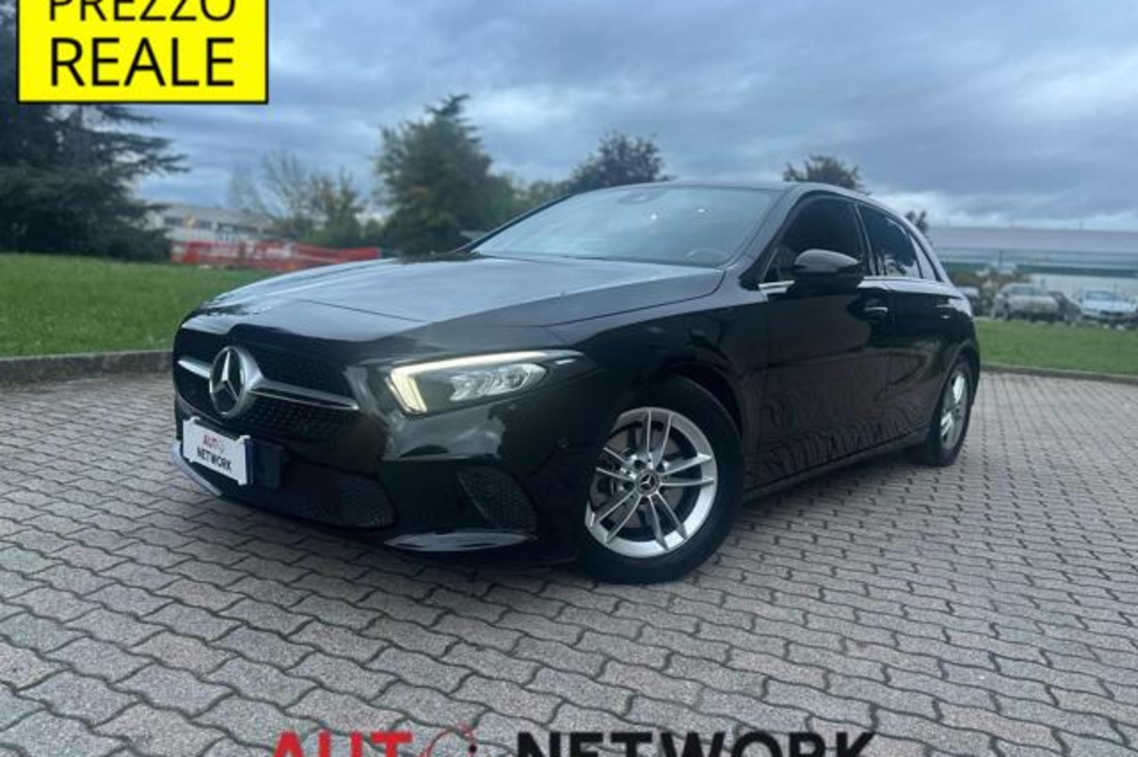 MERCEDES-BENZ A 200 d Automatic Business Extra