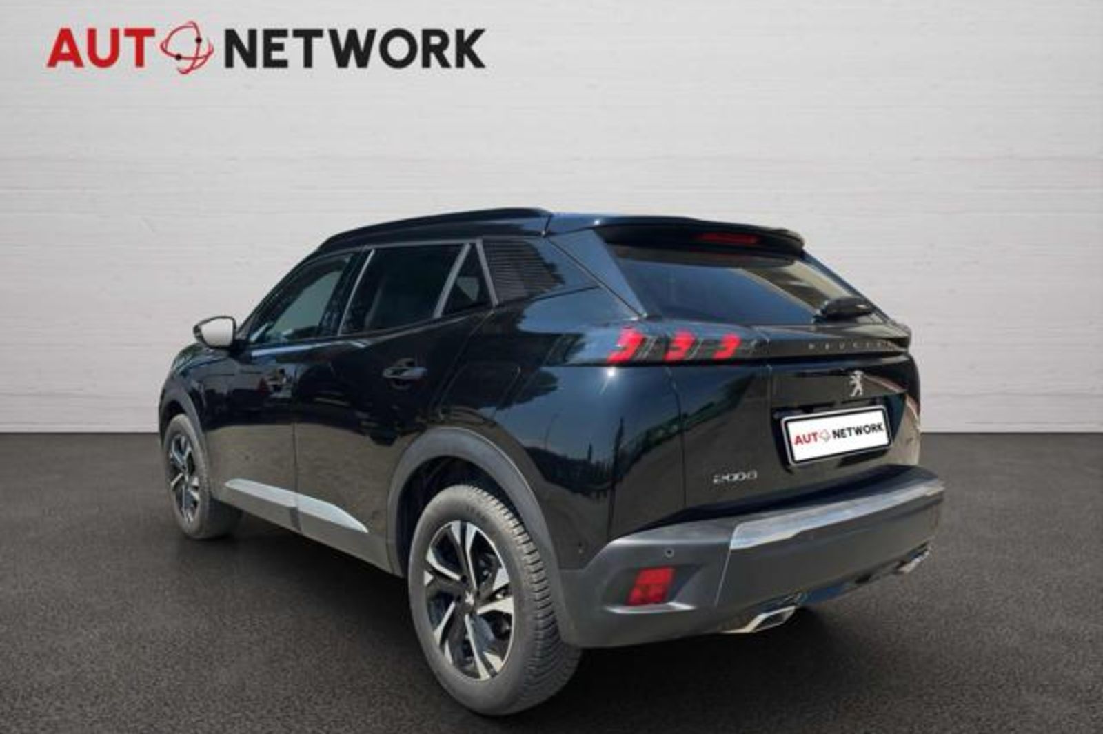 PEUGEOT 2008 PureTech 130 S&S GT