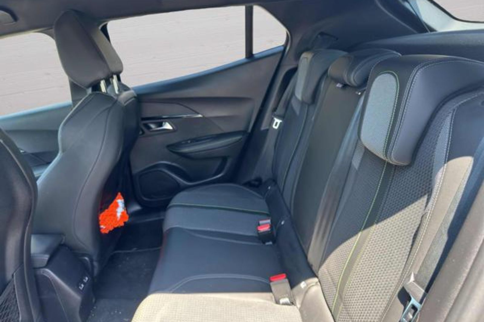 PEUGEOT 2008 PureTech 130 S&S GT