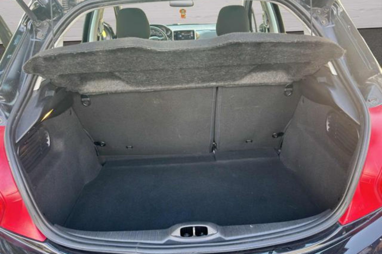 PEUGEOT 208 1.4 8V HDi 68CV 5p. Allure