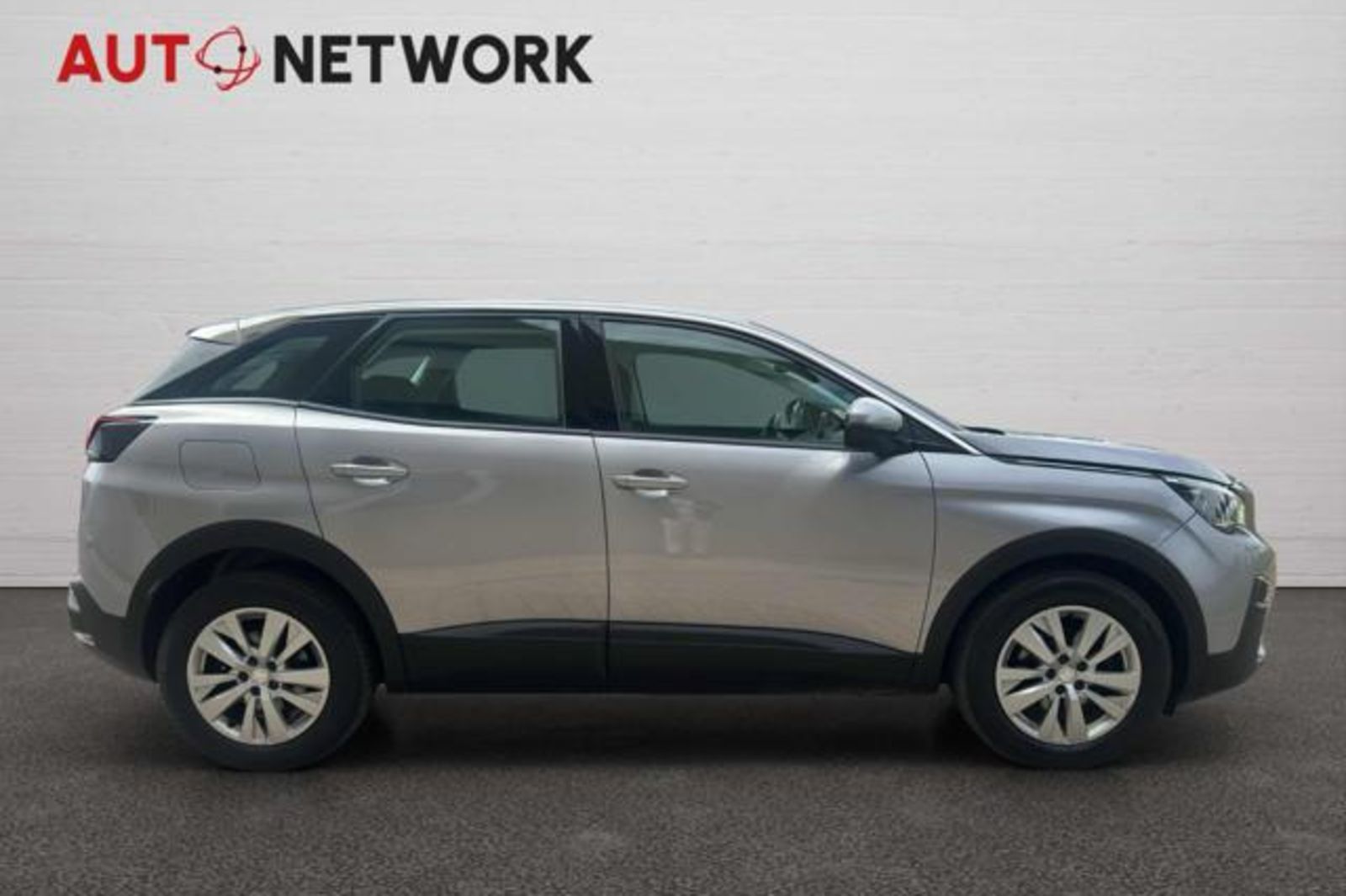 PEUGEOT 3008 BlueHDi 130 S&S EAT8 Business