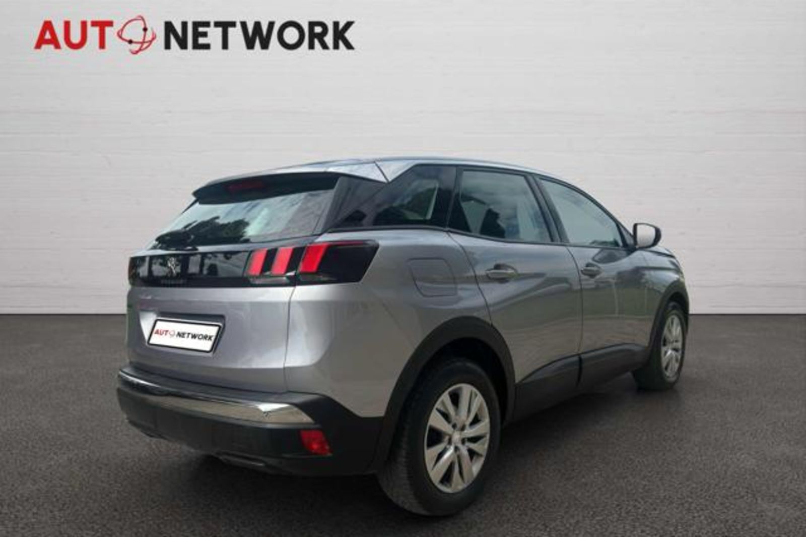 PEUGEOT 3008 BlueHDi 130 S&S EAT8 Business