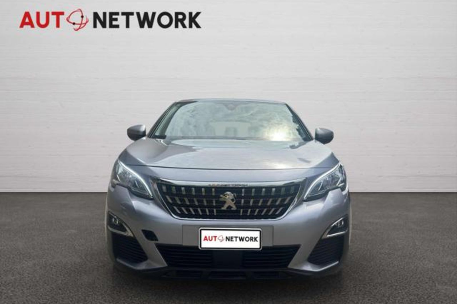 PEUGEOT 3008 BlueHDi 130 S&S EAT8 Business