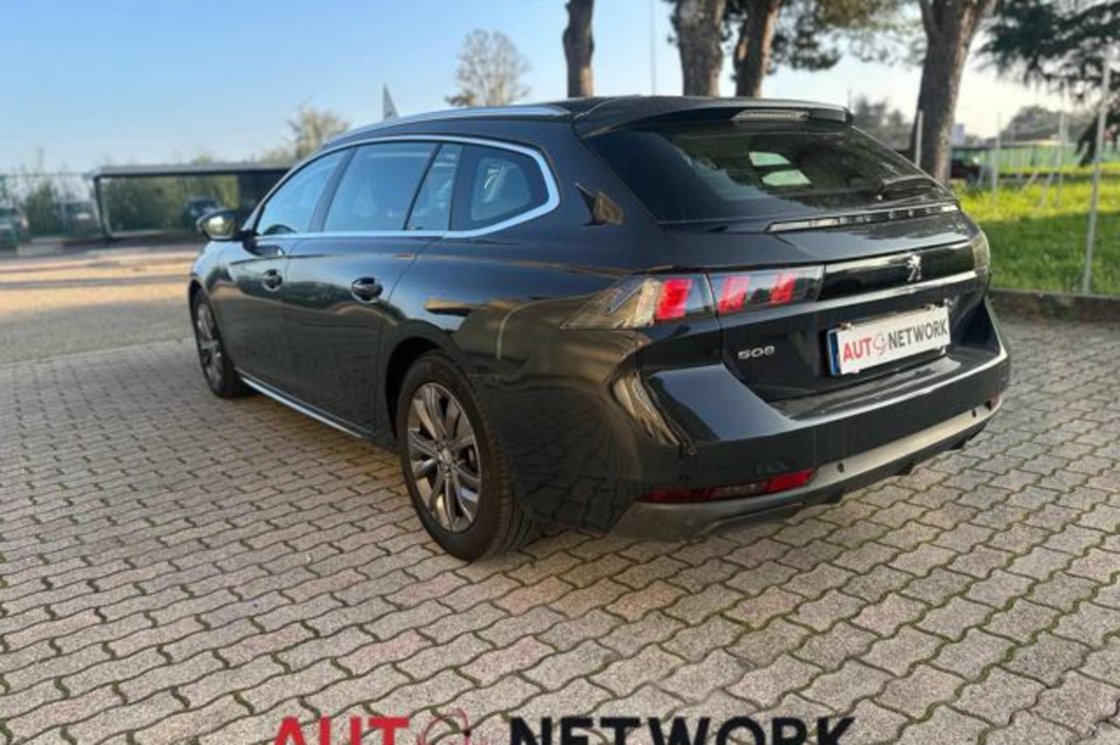 PEUGEOT 508 BlueHDi 130 Stop&Start EAT8 SW Business