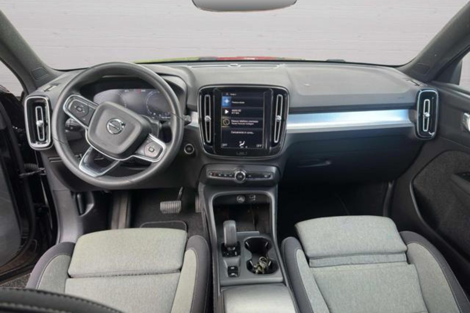 VOLVO XC40 T2 automatico Core