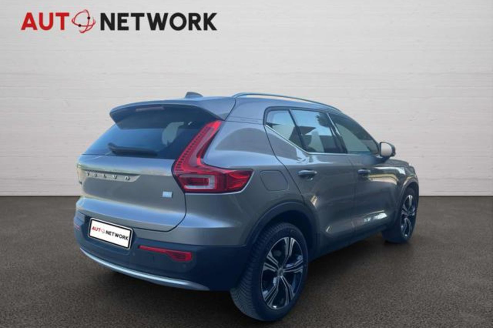 VOLVO XC40 T4 Recharge Plug-in Hybrid Inscription