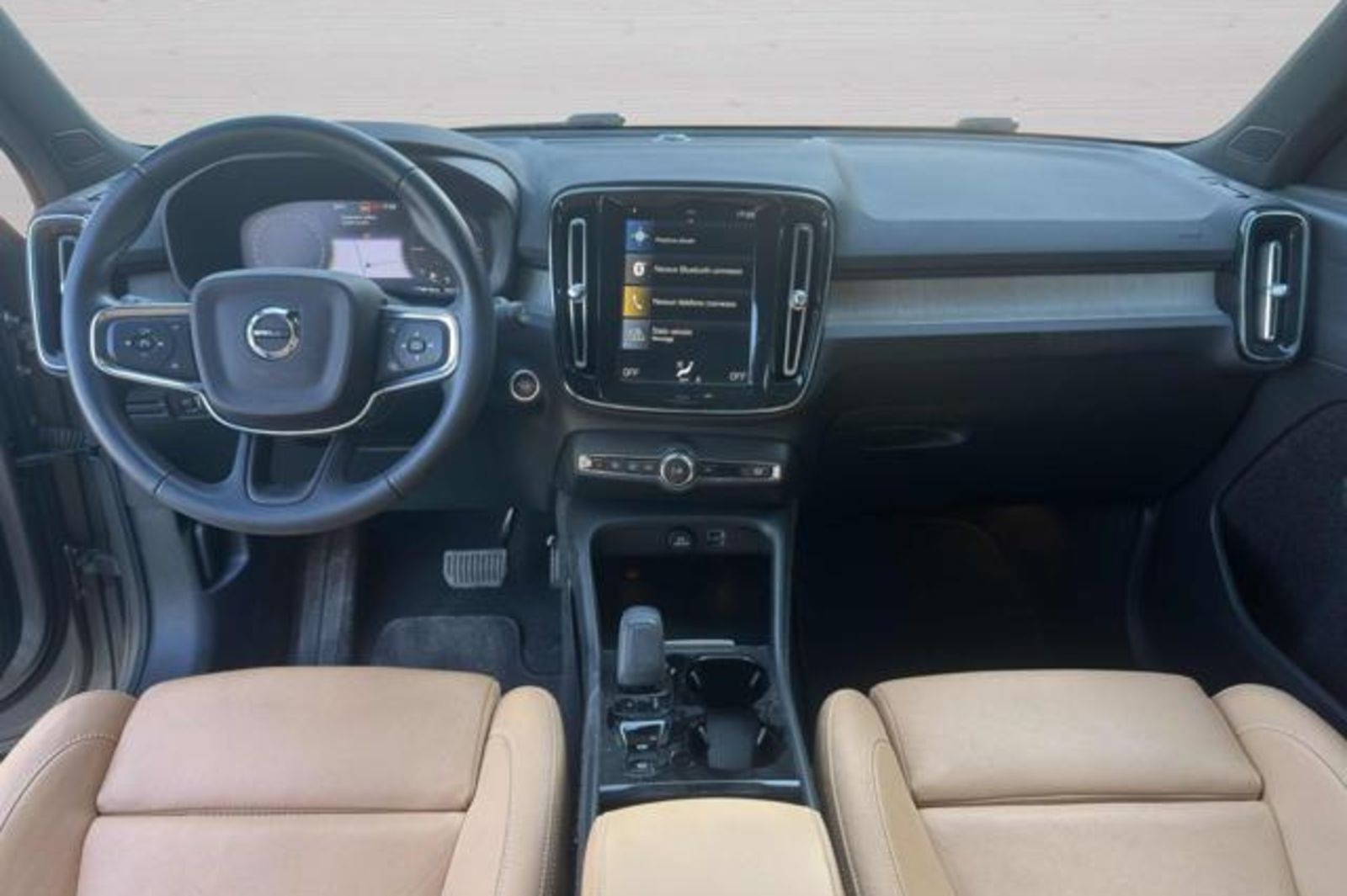 VOLVO XC40 T4 Recharge Plug-in Hybrid Inscription