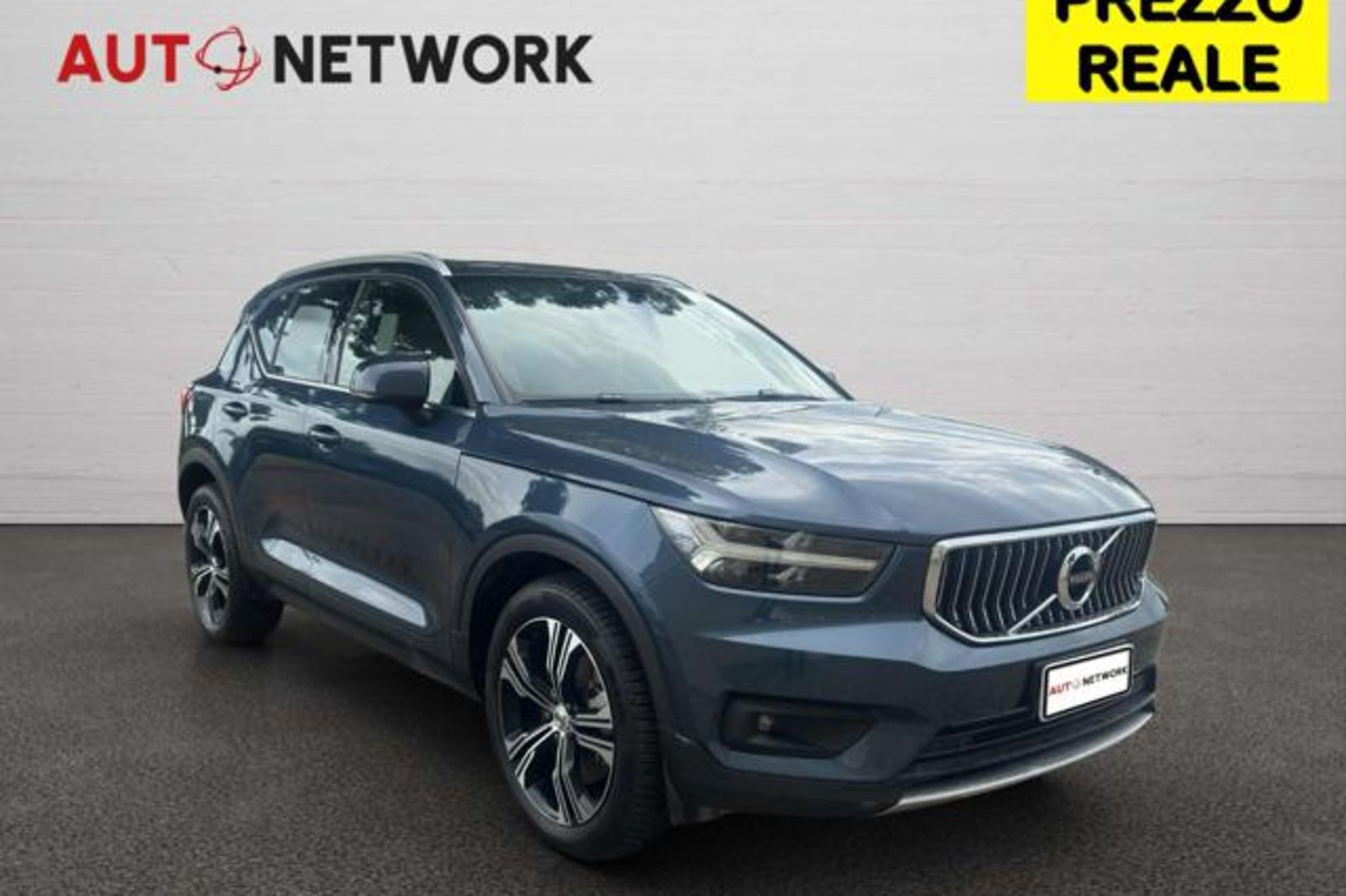 VOLVO XC40 T4 Recharge Plug-in Hybrid Inscription