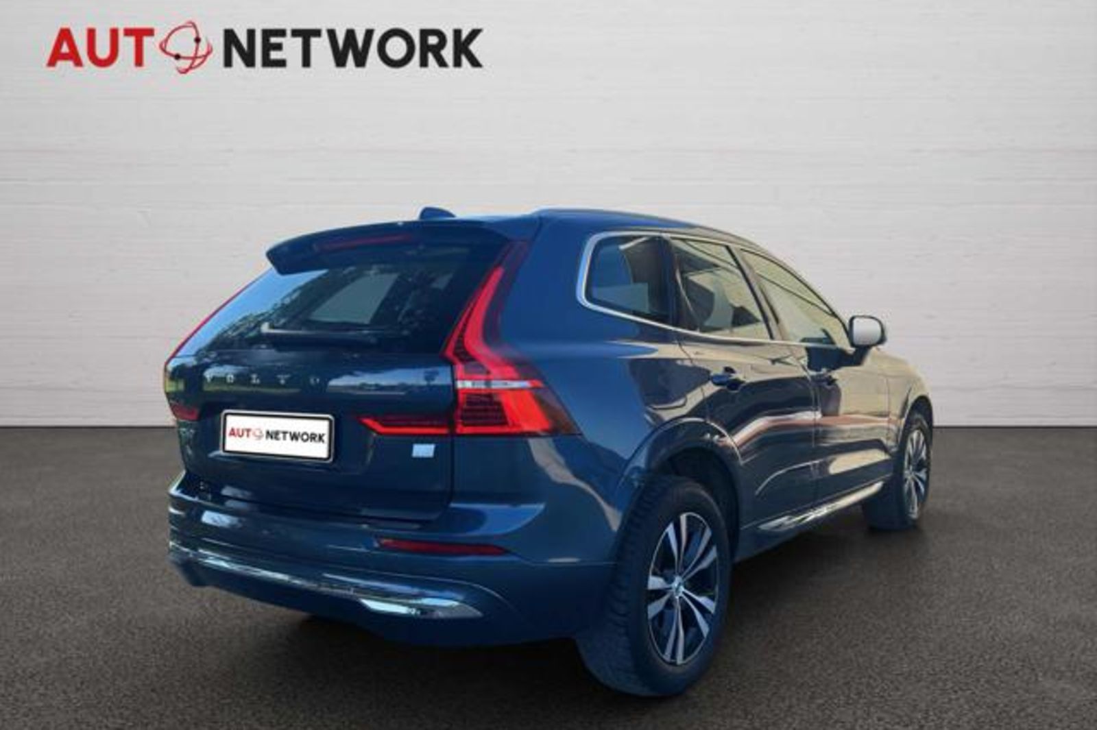 VOLVO XC60 T6 Recharge Plug-in Hybrid AWD Inscription Express