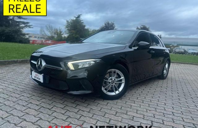 MERCEDES-BENZ A 200 d Automatic Business Extra